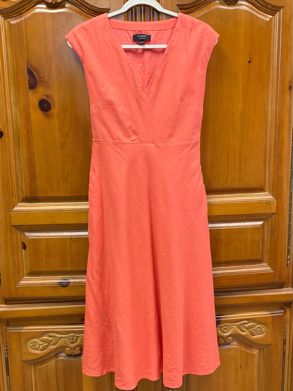 Banana Republic Coral V-Neck Midi Dress